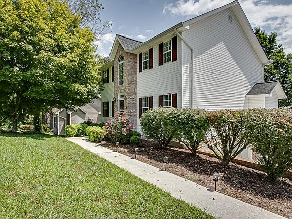 4th image of 733 Beechwood Dr