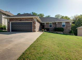 3074 S Suburban Ave, Springfield, MO 65807