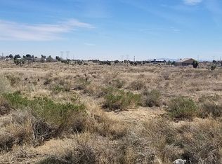 2 Parcels Acacia Rd, Phelan, CA 92371