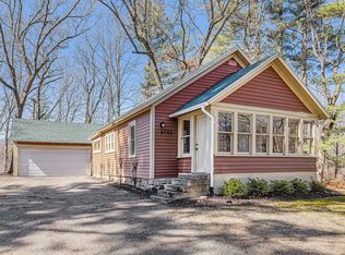 6742 S Youngman Rd, Greenville, MI 48838