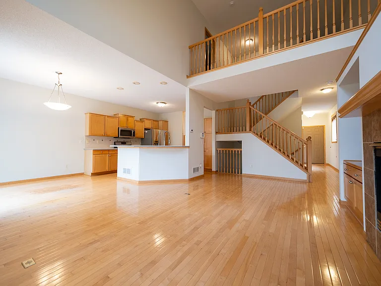 591 Crane Creek Ln — Photo 5