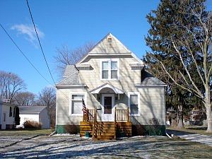 1st image of 1352 N Kellogg St