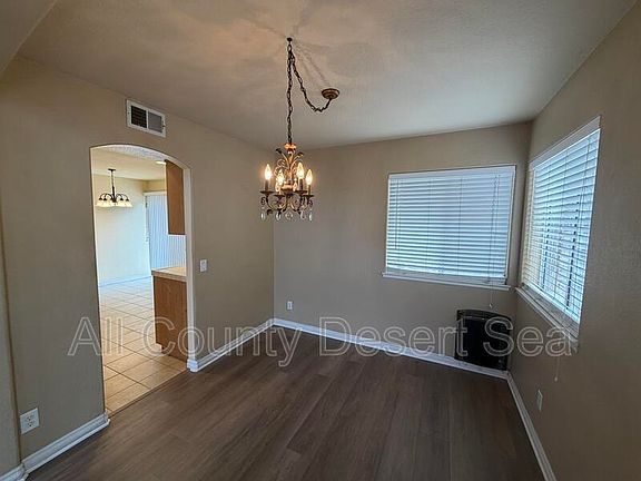 5th image of 12 Saint Moritz St