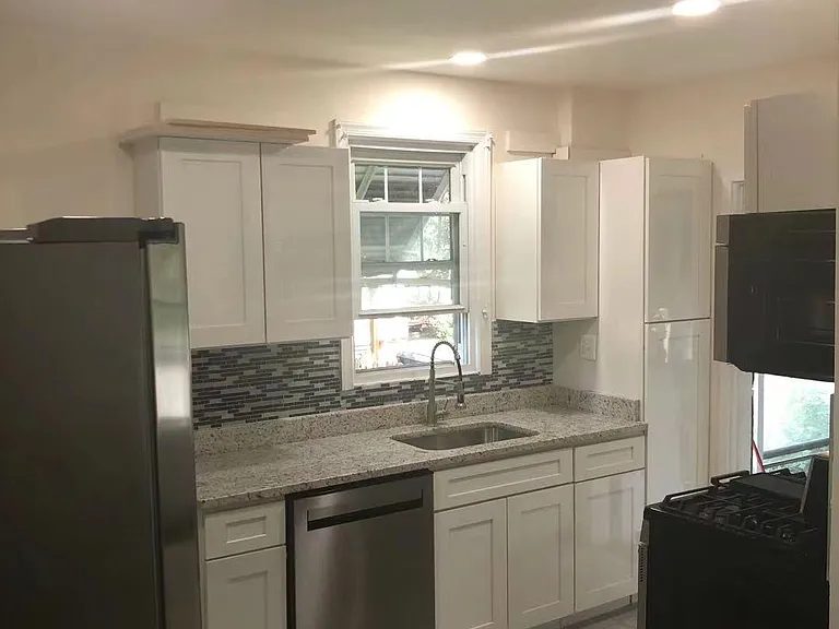 626 S Garfield St — Photo 3