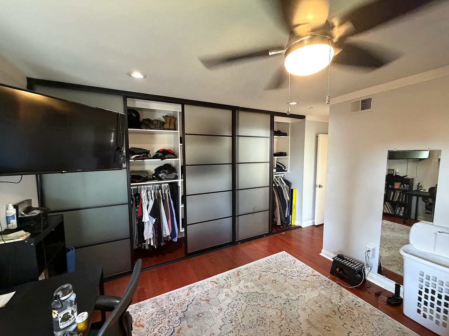 3 bed, 1444 sqft, $4,000 — Photo 4