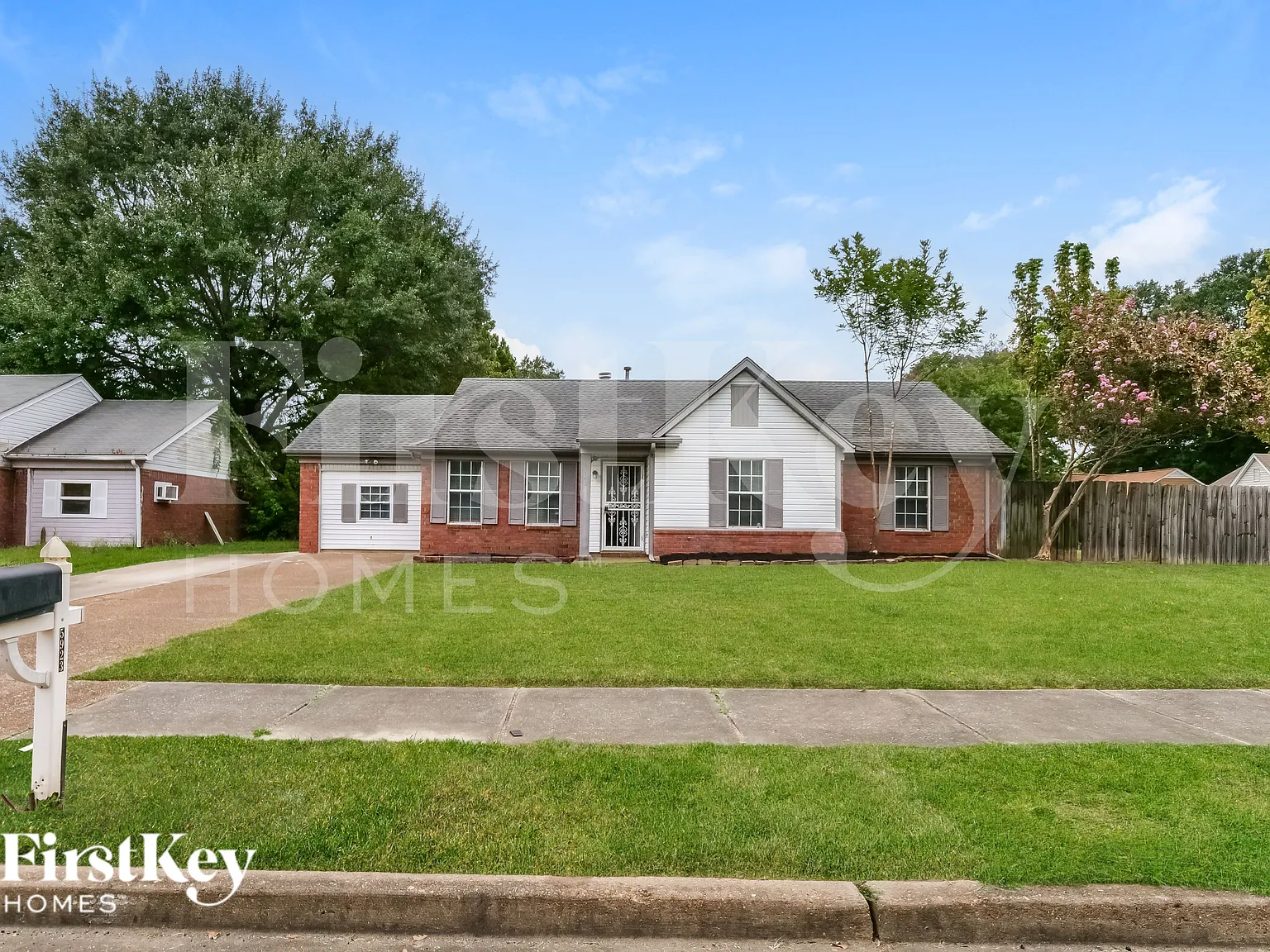 3 bed, 2.0 bath, 1351 sqft, $1,485 — Photo 1