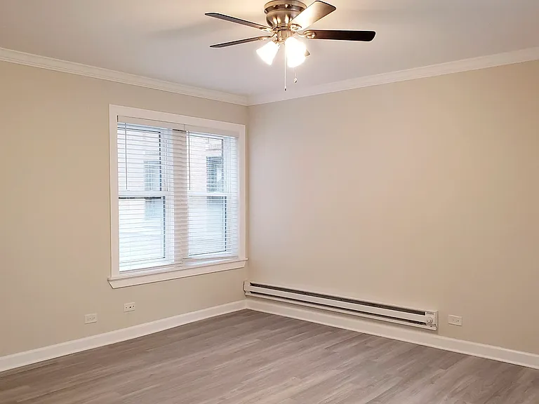 4220 N Clark St #1 — Photo 26