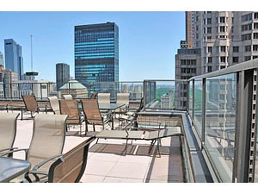 Sold by Corcoran | media 8