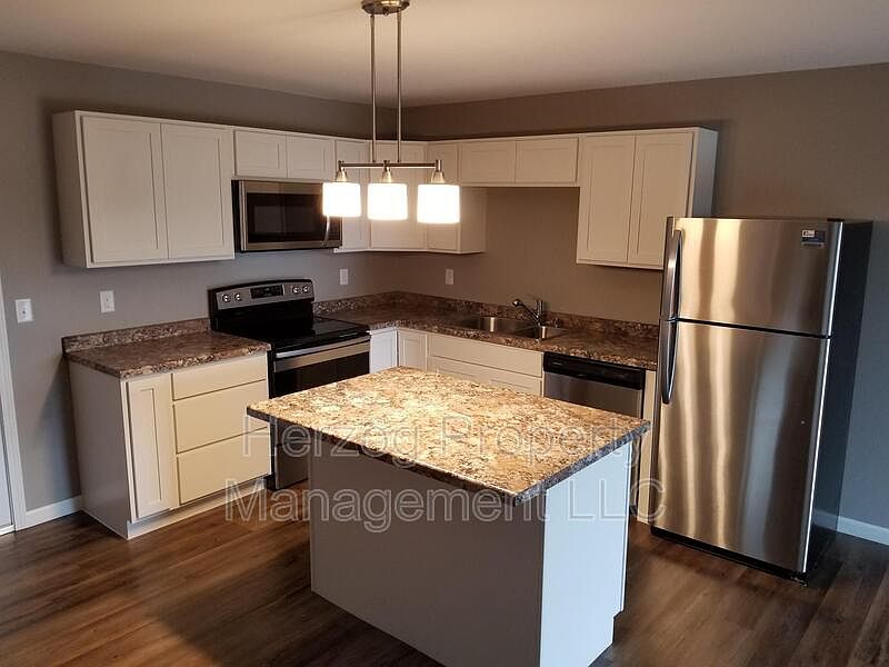 231 Legion Field Rd Marshall MN Zillow