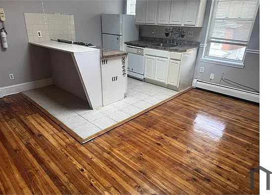 1 bed, $1,075 — Photo 2