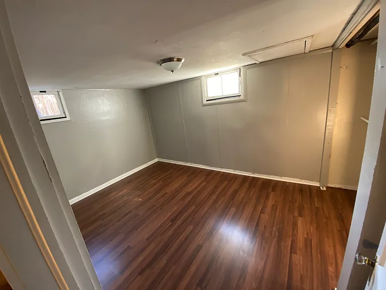 1472 E Redondo Ave — Photo 7