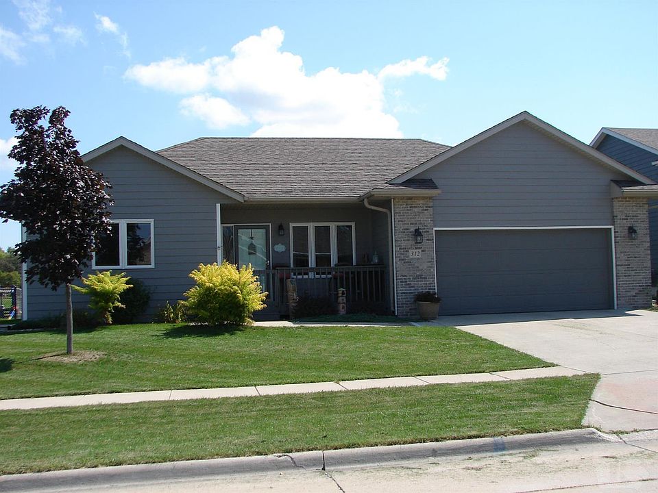 1st image of 312 Pine Brooke Dr