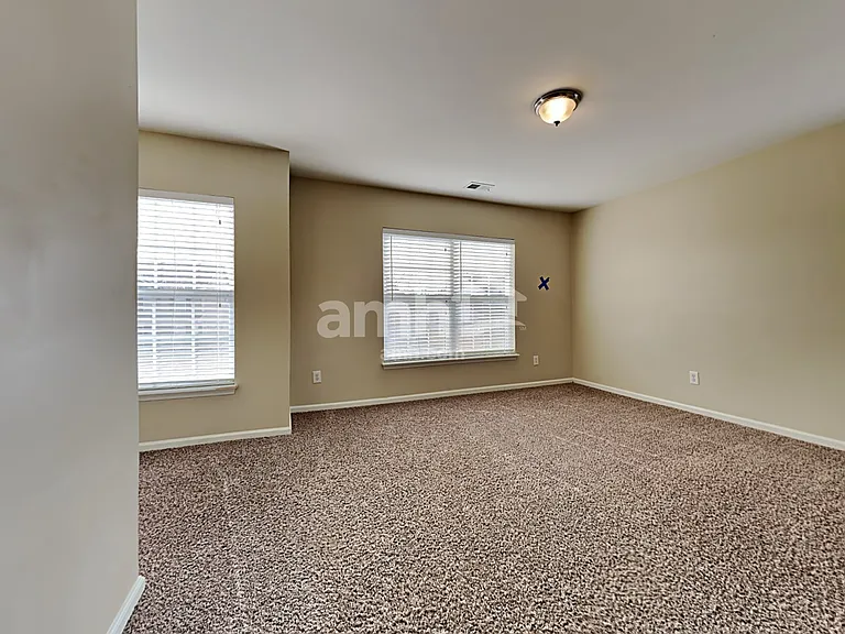 138 Decatur Dr — Photo 14