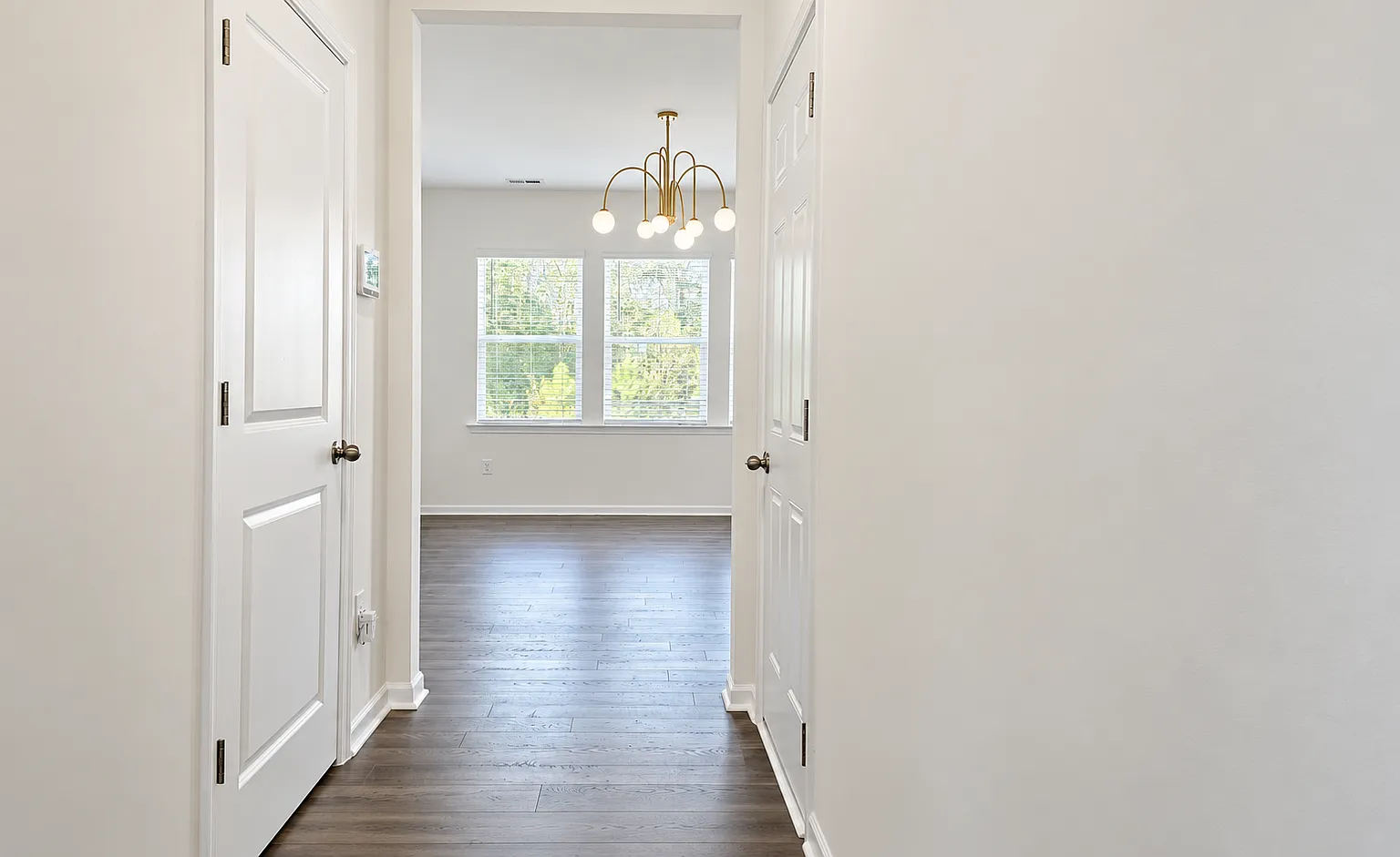 3 bed, 2.5 bath, 1749 sqft, $2,200 — Photo 2