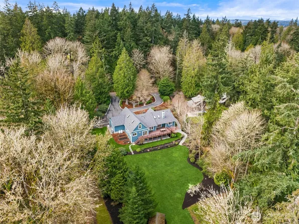 9969 NE Knight Road, Bainbridge Island, WA 98110
