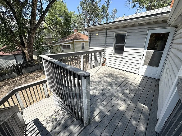 811 E Kiowa St — Photo 15