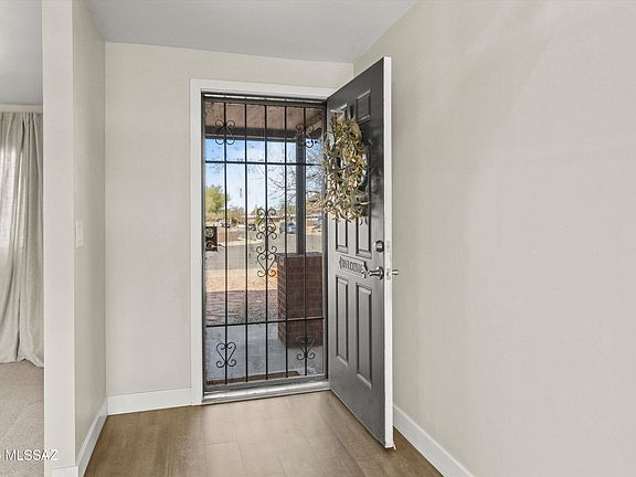 4th image of 3544 W Eastham Ln