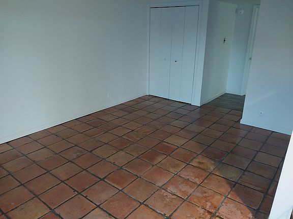 5th image of 2511 Silver Ave SE Unit B