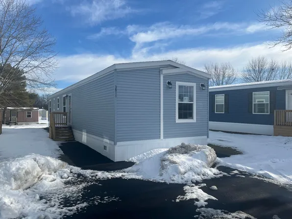 3911 Burdett Ct, Liverpool, NY 13090