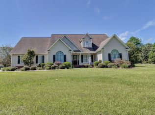 206 Somerset Way, Newport, NC 28570