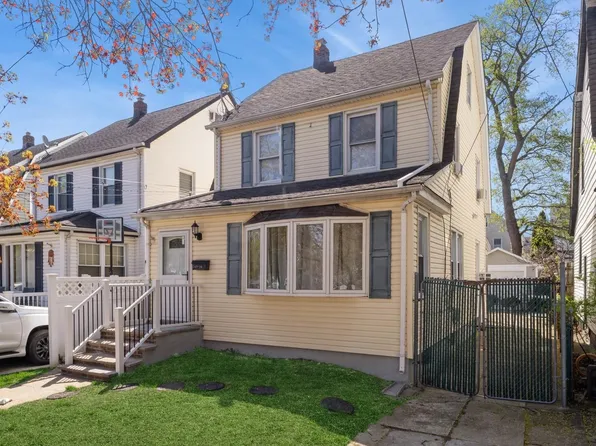 24816 88th Drive, Bellerose, NY 11426