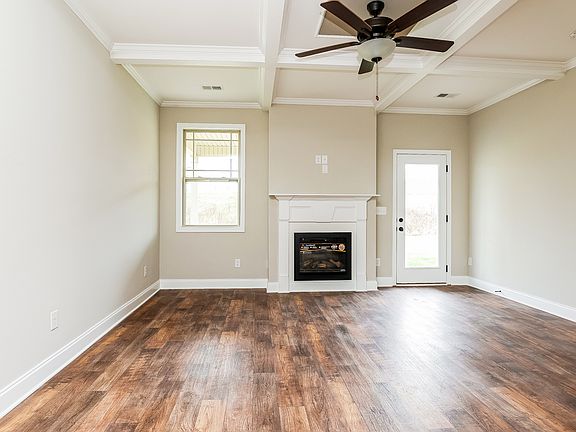 5th image of 1172 Black Oak Cir