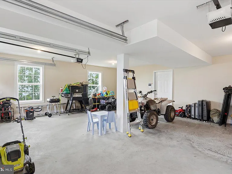 1617 Tomahawk Trl — Photo 28