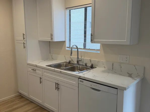 3282 Reynard Way #11, San Diego, CA 92103