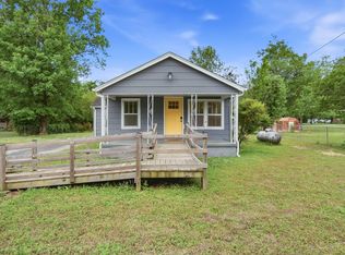 6733 Levi Rd, Hixson, TN 37343