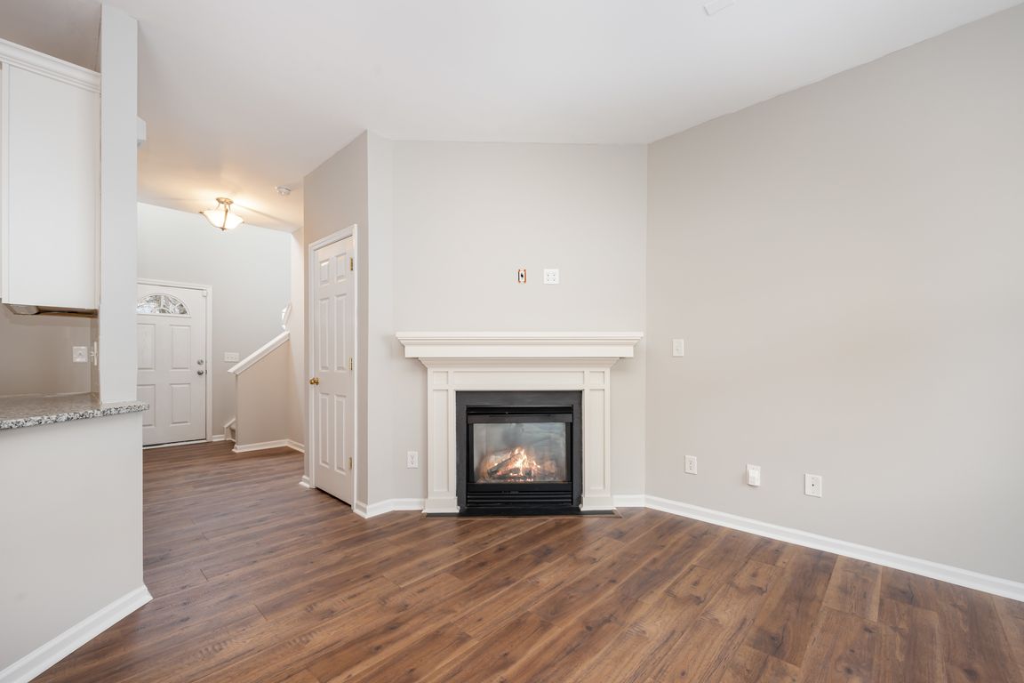 next background image