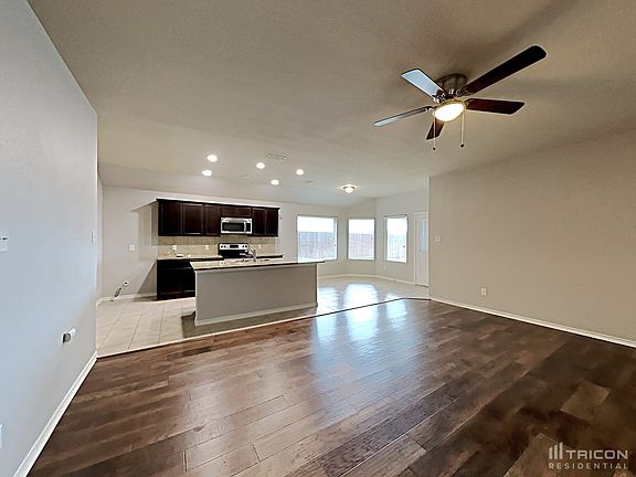 4th image of 231 Saratoga Dr