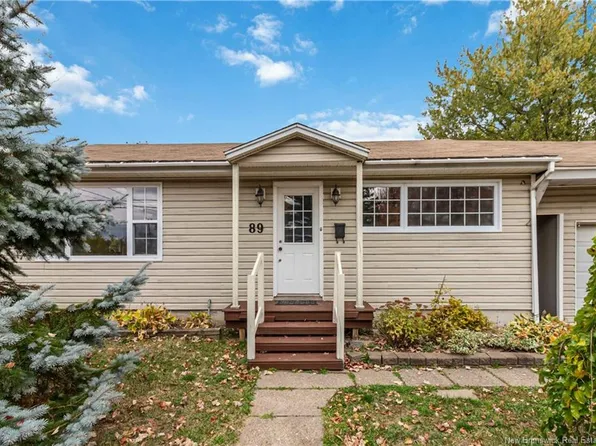 89 Douglas Ave, Moncton, NB E1E 2G1