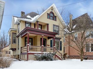 305 McCall St, Waukesha, WI 53186