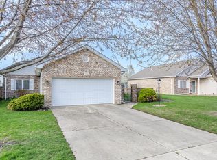 286 Azalea Dr, Hobart, IN 46342