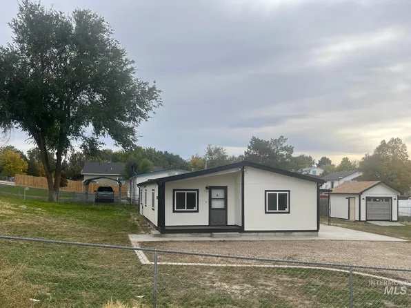 5771 Sunset Dr, Nampa, ID 83686