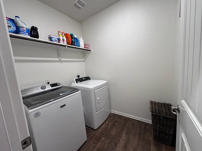 1710 Wrigley Dr — Photo 16