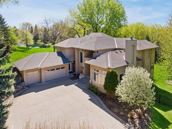 6301 Rowland Rd, Eden Prairie, MN 55344