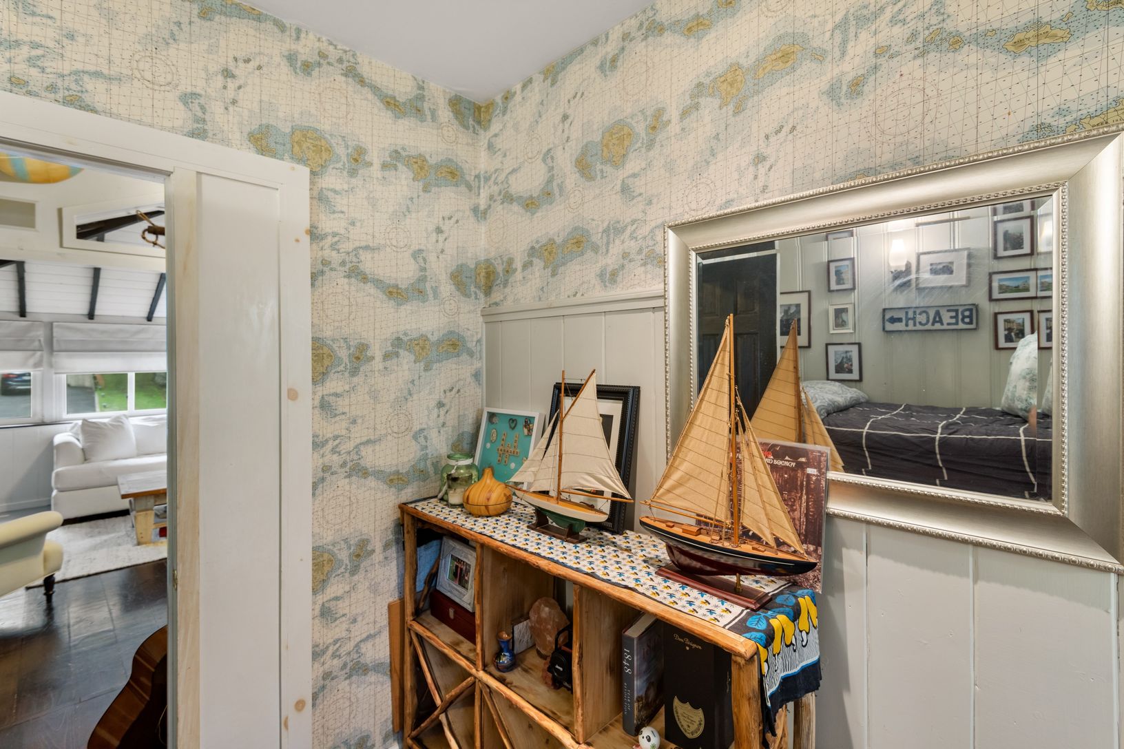  2nd Bedroom or office
