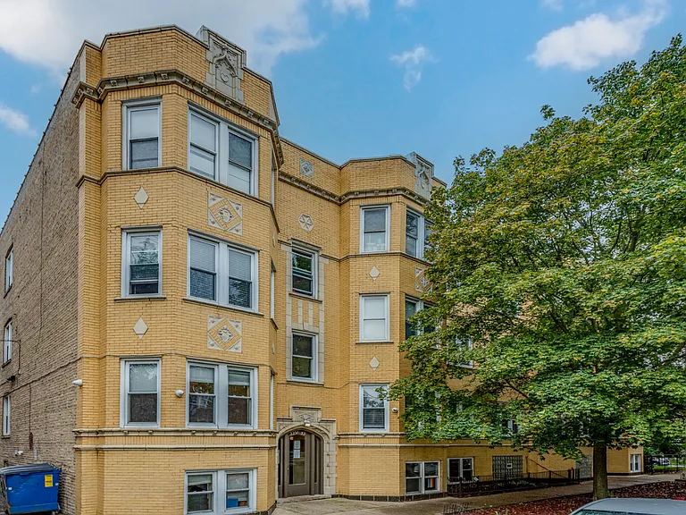 2251 W Rosemont Ave — Photo 11