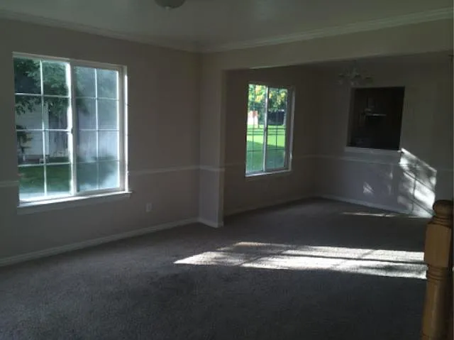 2 bed, 1.5 bath, 1072 sqft, $1,545 — Photo 2
