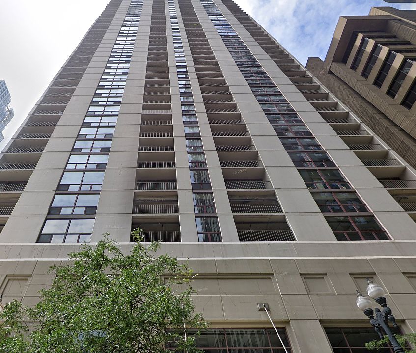 1st image of 200 N Dearborn St Unit 1403