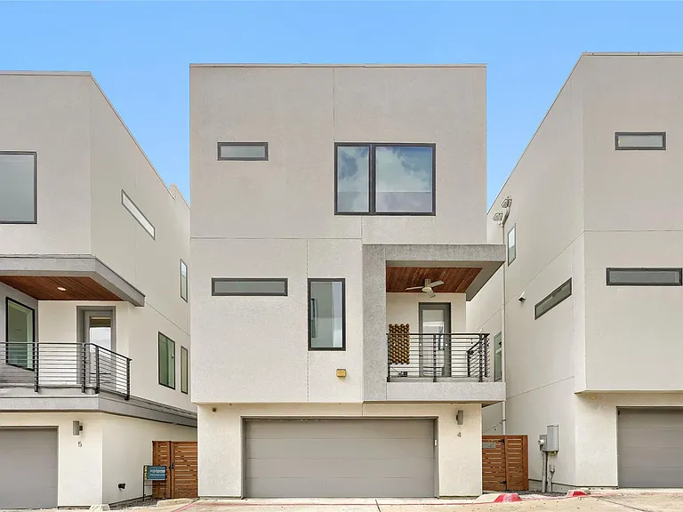 2301 Bluebonnet Ln #4 — Photo 3