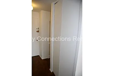 Rented by City Connections Realty