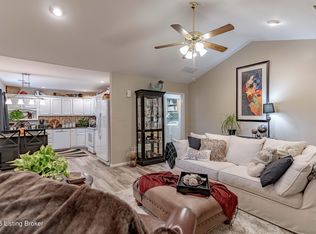 1011 River Bend Rd, Frankfort, KY 40601