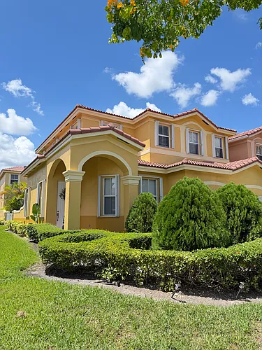 13804 SW 114th Ter Photo 1