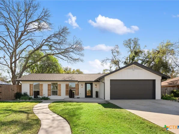 3 W Aztec Ln, Morgans Point Resort, TX 76513