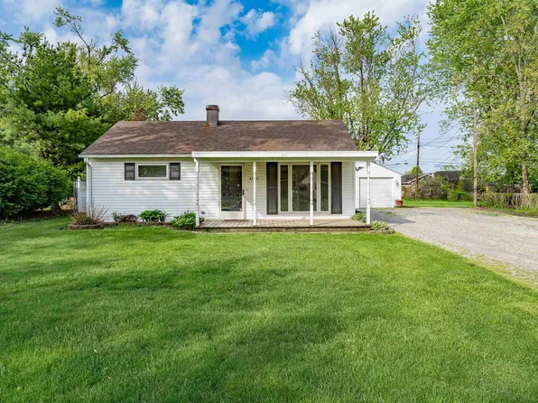 4734 W Cedar Crest Cir, Fort Wayne, IN 46809