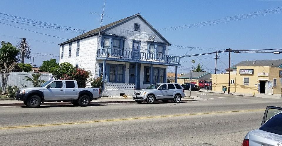 2nd image of 235 Cooper Rd #1