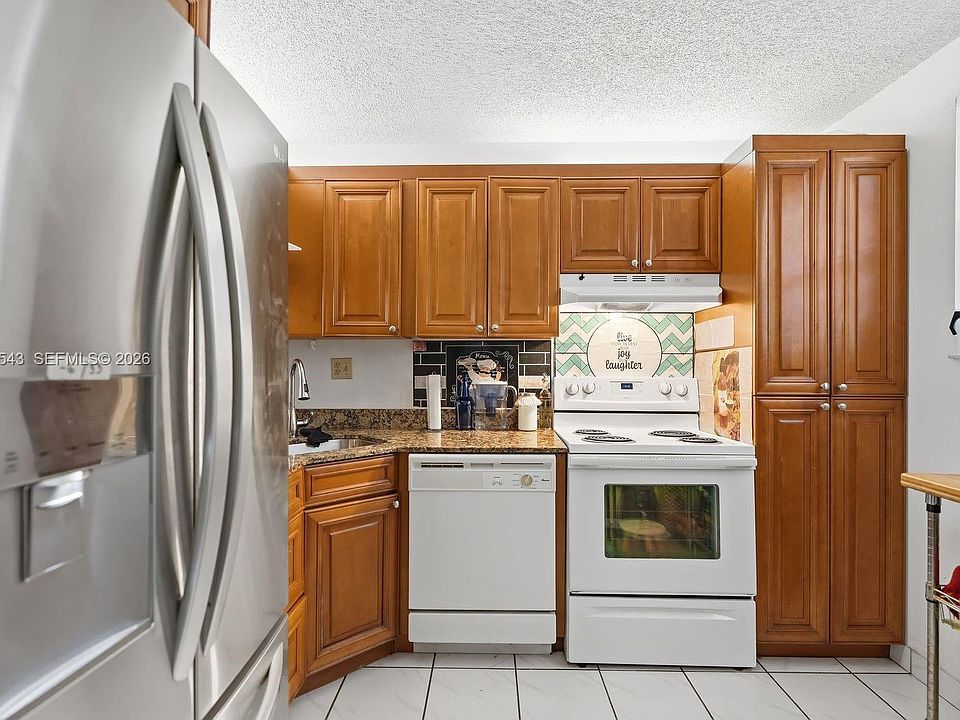1st image of 7400 NW 17th St APT 107