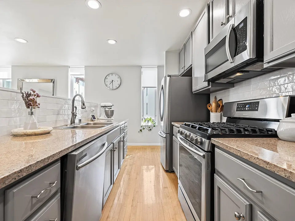 SS Kitchen